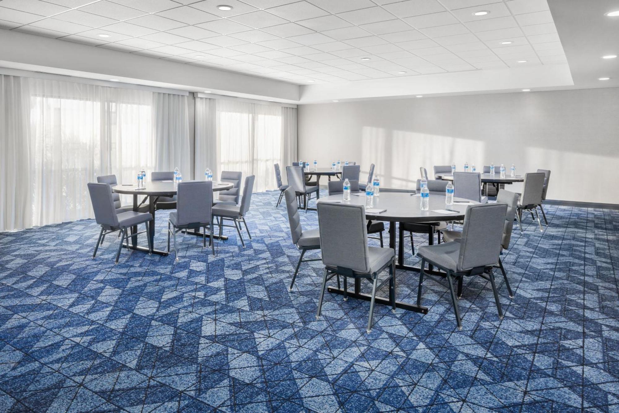 Courtyard By Marriott Auburn Hotell Eksteriør bilde