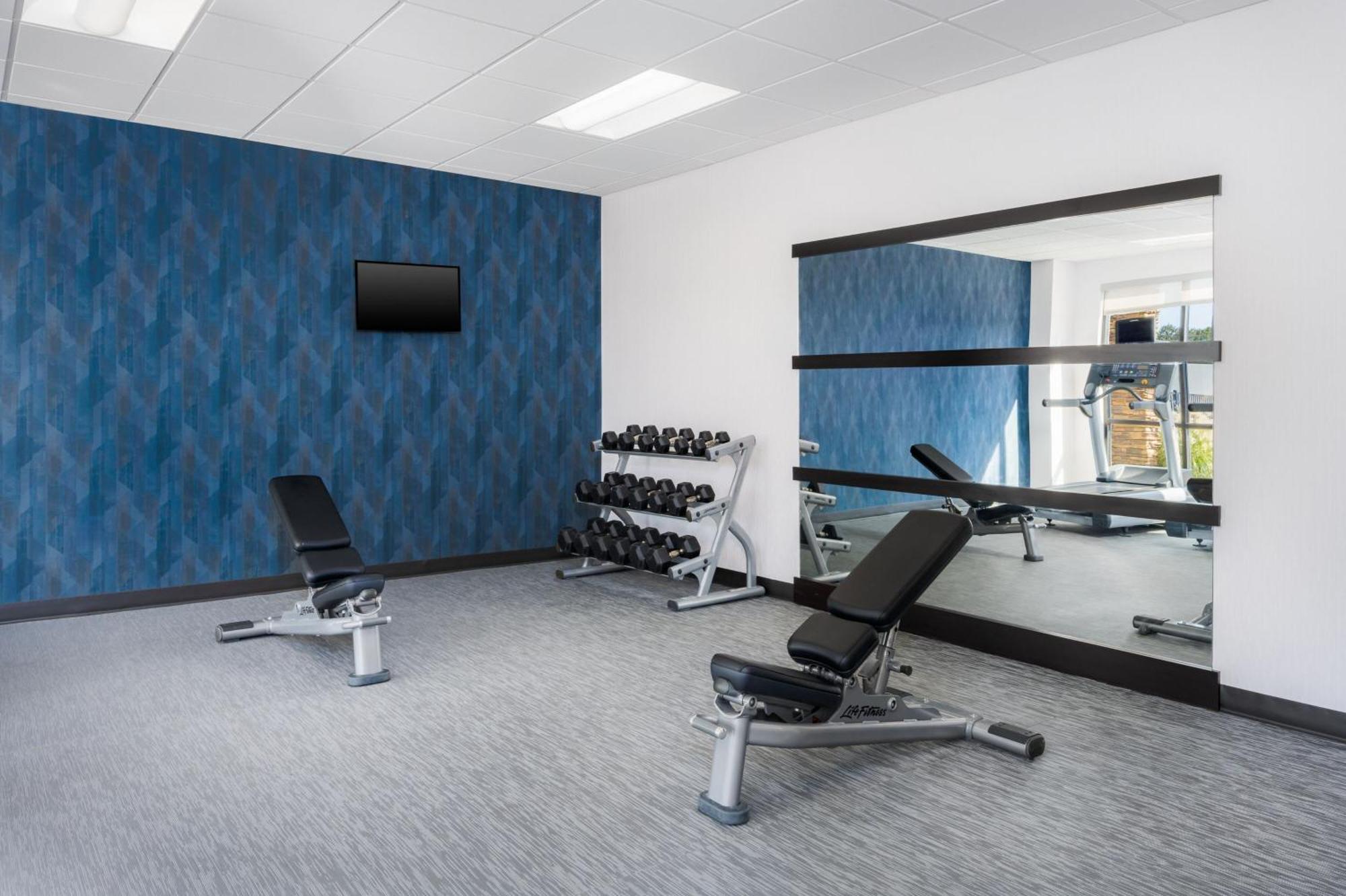 Courtyard By Marriott Auburn Hotell Eksteriør bilde
