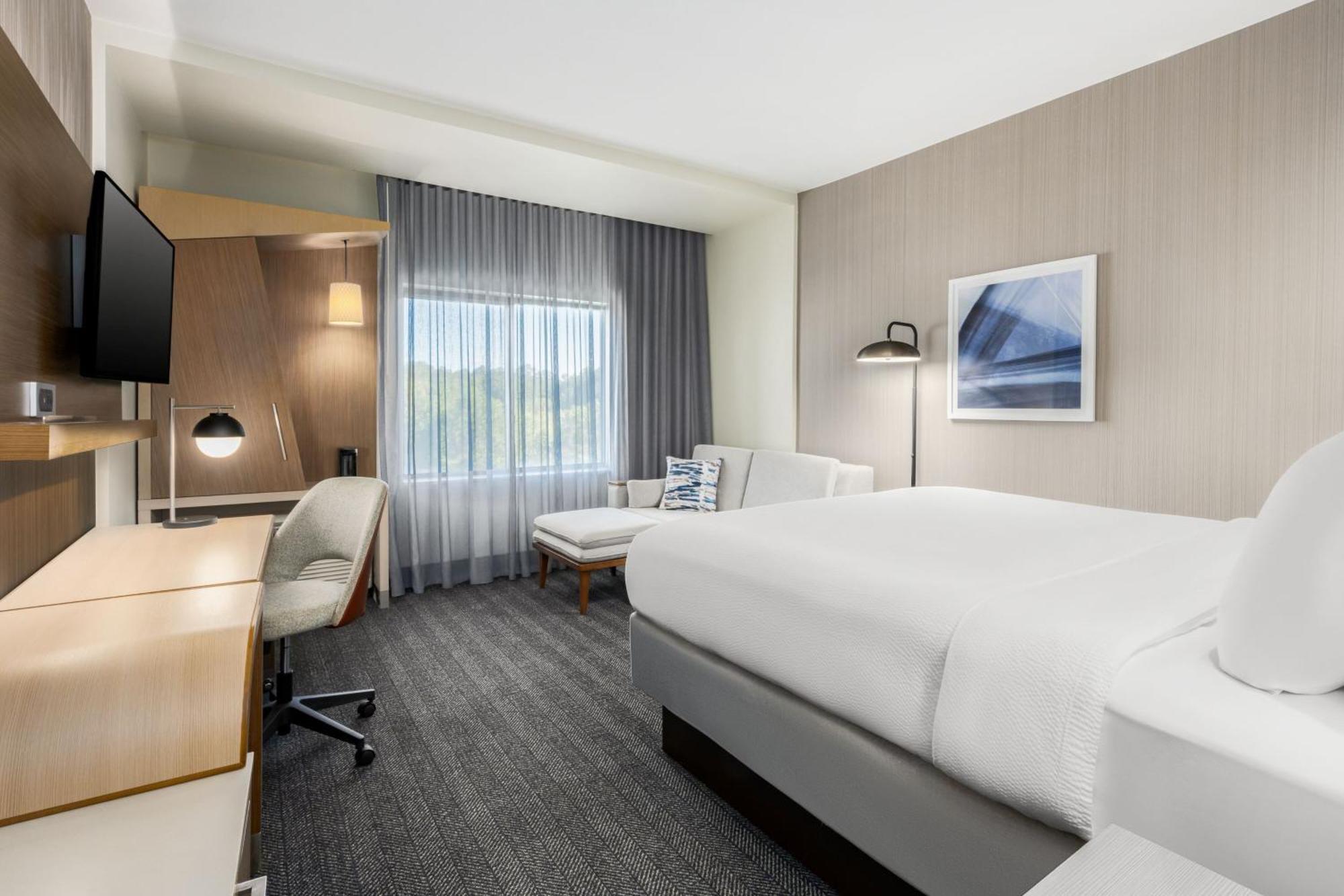 Courtyard By Marriott Auburn Hotell Eksteriør bilde